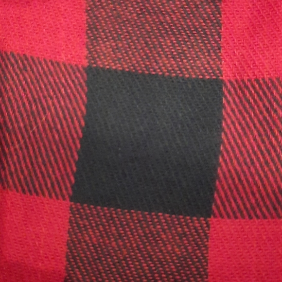 *NEW* snowhat and plaid scarf set - Picture 3 of 3